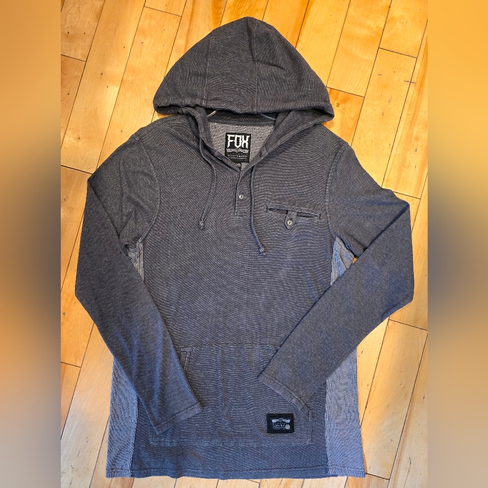 Guys, long-sleeved flannels and more!